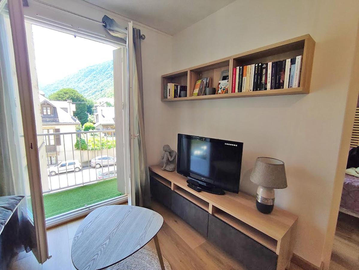 Chez Dominique, T2, Centre Ville, Vue Montagne, Wifi, 4 Personnes Bagneres-de-Luchon Екстер'єр фото