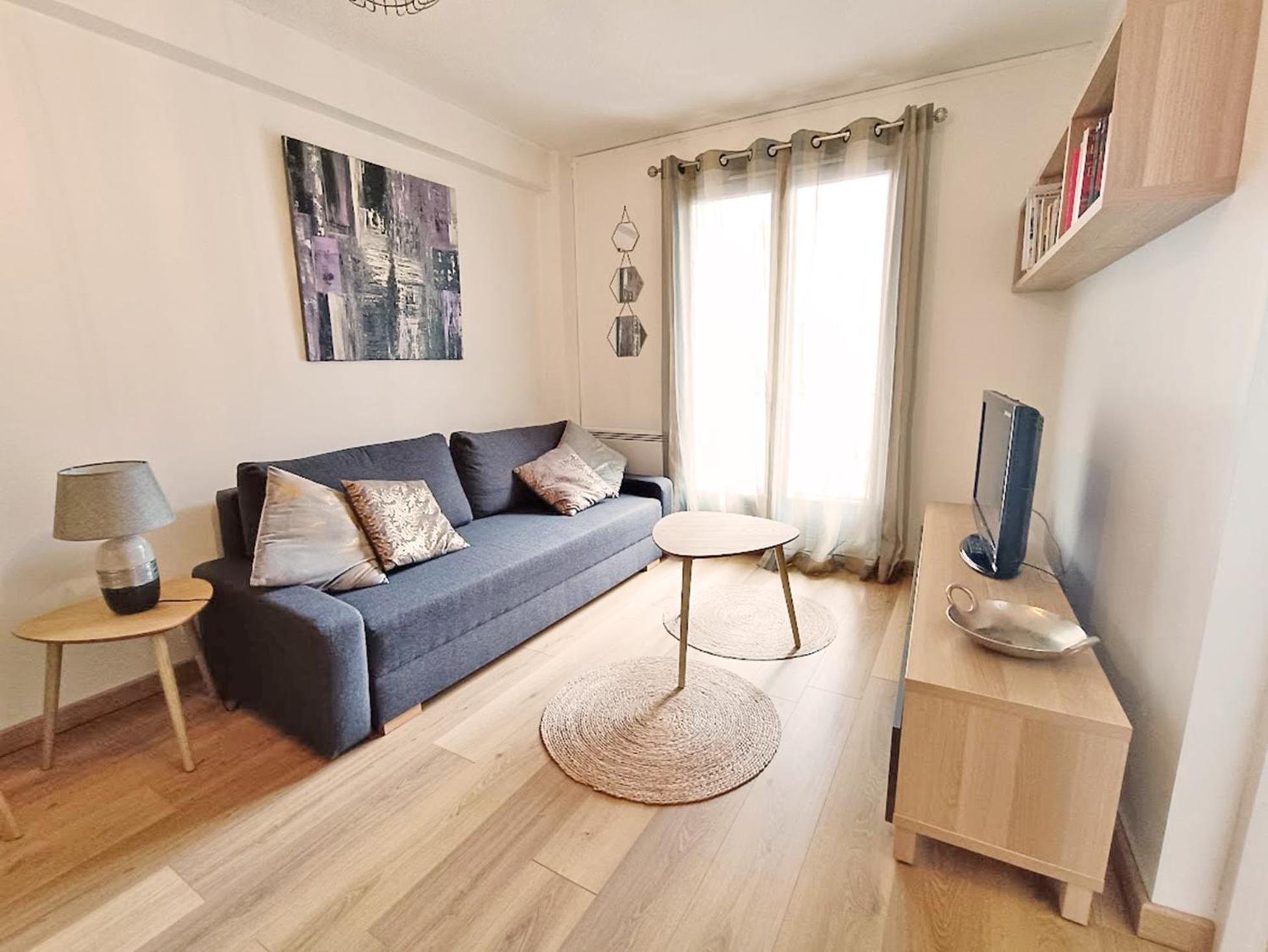 Chez Dominique, T2, Centre Ville, Vue Montagne, Wifi, 4 Personnes Bagneres-de-Luchon Екстер'єр фото